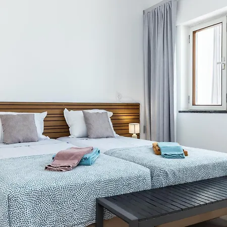 Porta Nova By R-tex Guest house *